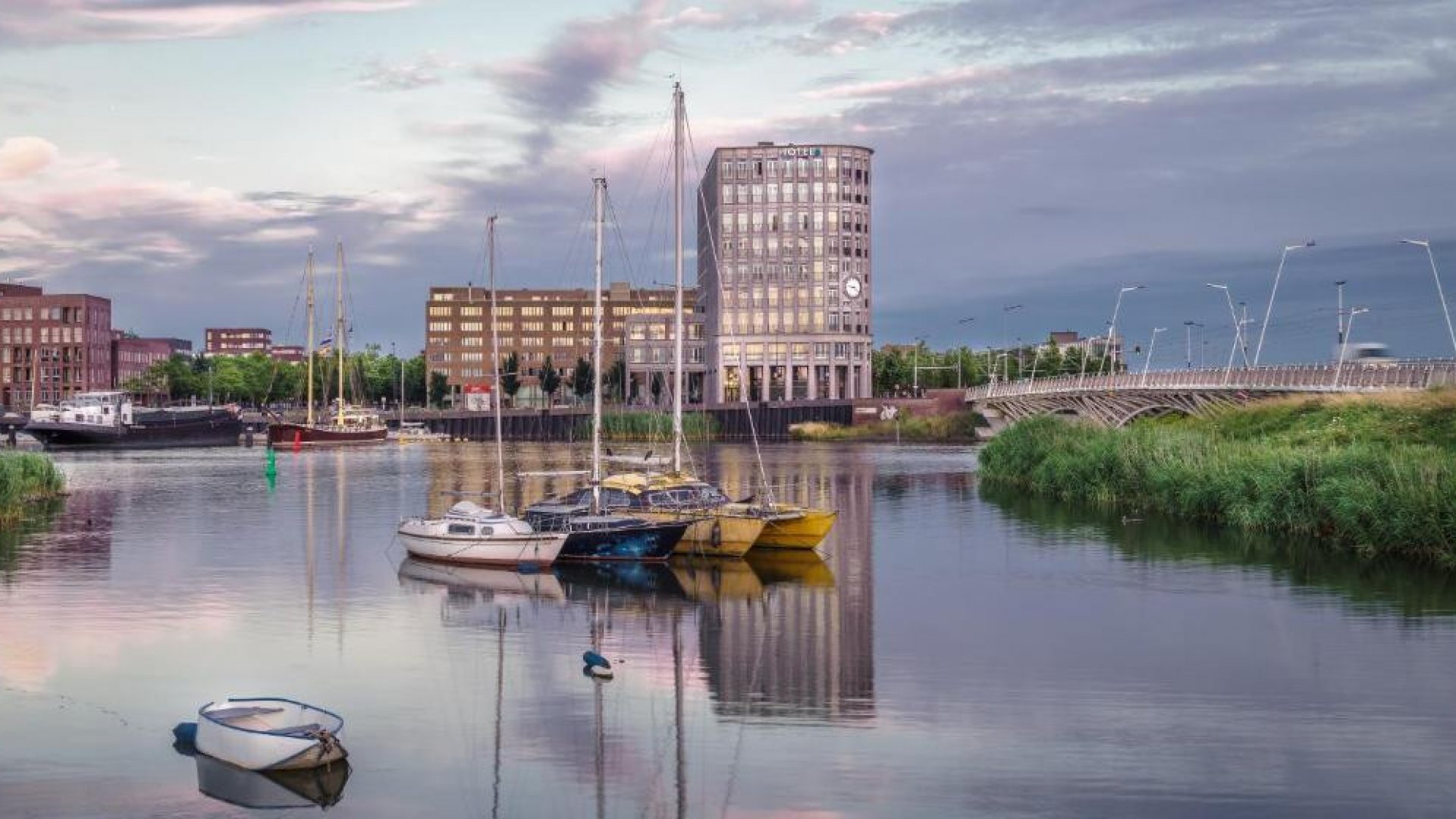 Amadi Panorama Hotel €29.50 ()