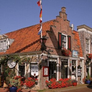 Hotel & Restaurant De Fortuna v.a. p.p. €85.03 ()