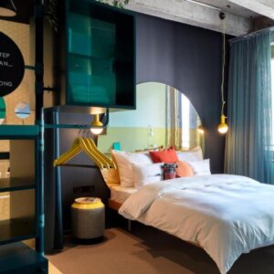 25hours Hotel The Circle €187.03 (Prachtig designhotel)