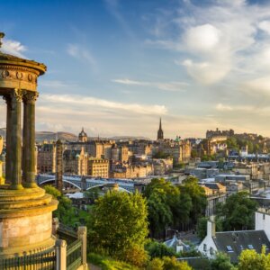 Yotel Edinburgh €239.00 (Nabij treinstation!)