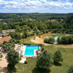 Villatent Camping Lestaubière    Arrangementen al vanaf € 219.43
