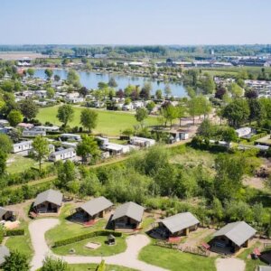 Villatent Camping Betuwestrand    Arrangementen al vanaf € 205.50
