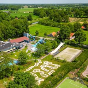 Villatent Vakantiepark de Twee Bruggen    Arrangementen al vanaf € 137.03