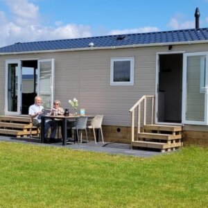 Camping De Lage Werf    Arrangementen al vanaf € 228.00