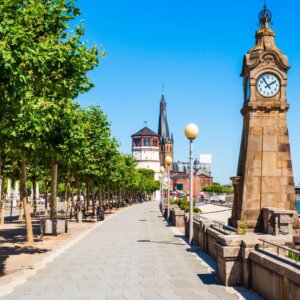 Hilton Düsseldorf v.a. p.p. €49.50 (HILTON hotel!)