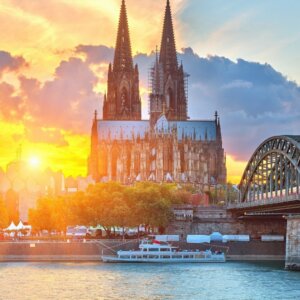 25hours Hotel The Circle €59.50 (Prachtig designhotel)