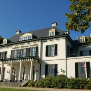 Wellnessresort & Hotel De Valkenberg €184.00 (LUXE wellness!)