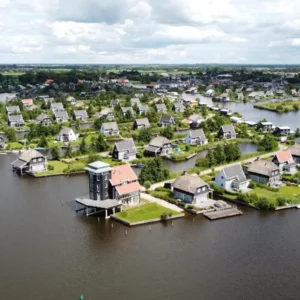 Uniek vakantiehuis aan het water (4p) Vanaf €165.61