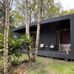 Architectonisch tiny house (2p) Vanaf €121.43