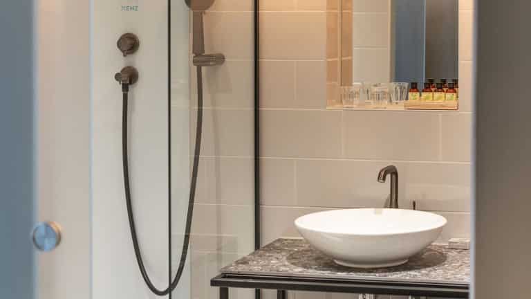 Four Elements Hotel Amsterdam 2-daags actie logies ontbijtarrangement € 52.50