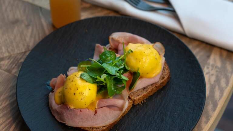 Four Elements Hotel Amsterdam 2-daags actie logies ontbijtarrangement € 52.50 - Afbeelding 2