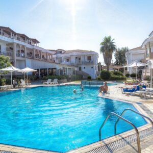 Acrotel Lily Ann Village v.a. p.p. €399.00 (Nabij het strand!)