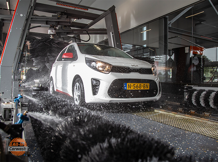 Wasbeurt bij All-In Carwash Echt & Nederweert €12.50
