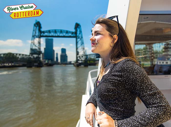 75 minuten durende Havenrondvaart Rotterdam €13.20